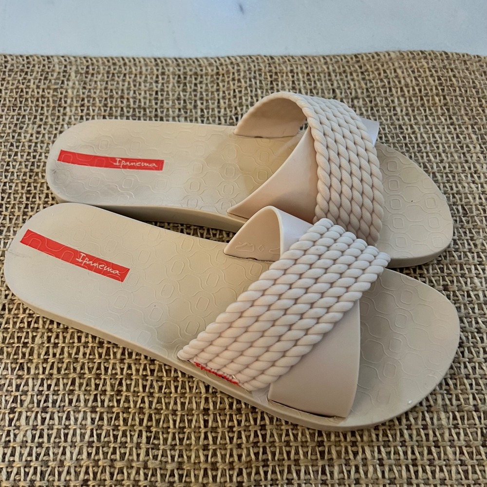 Ipanema Women's Sandals Slides Beige Braided Criss‎ Cross Casual Comfort Size 9